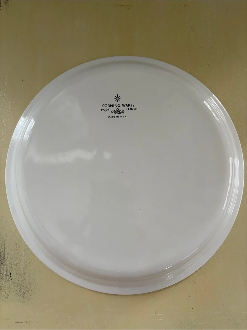 Corningware Vintage Blue Cornflower pattern white Ceramic Pie baking Plate 9”